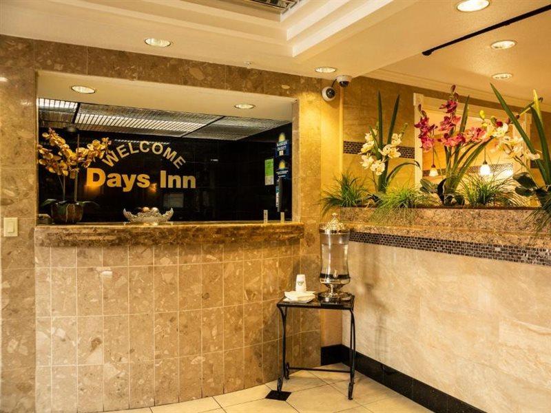 Days Inn By Wyndham Concord Exterior foto