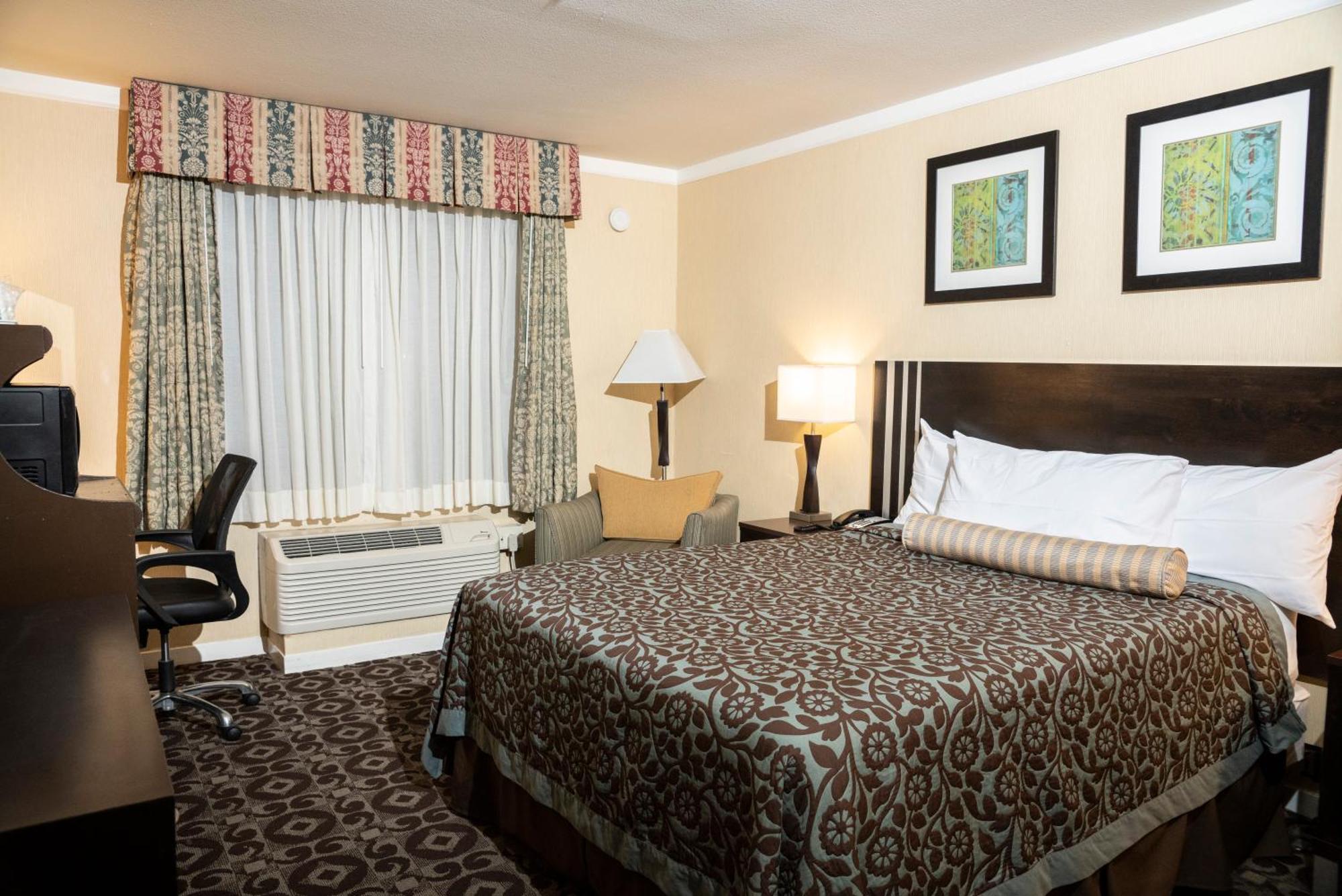 Days Inn By Wyndham Concord Habitación foto