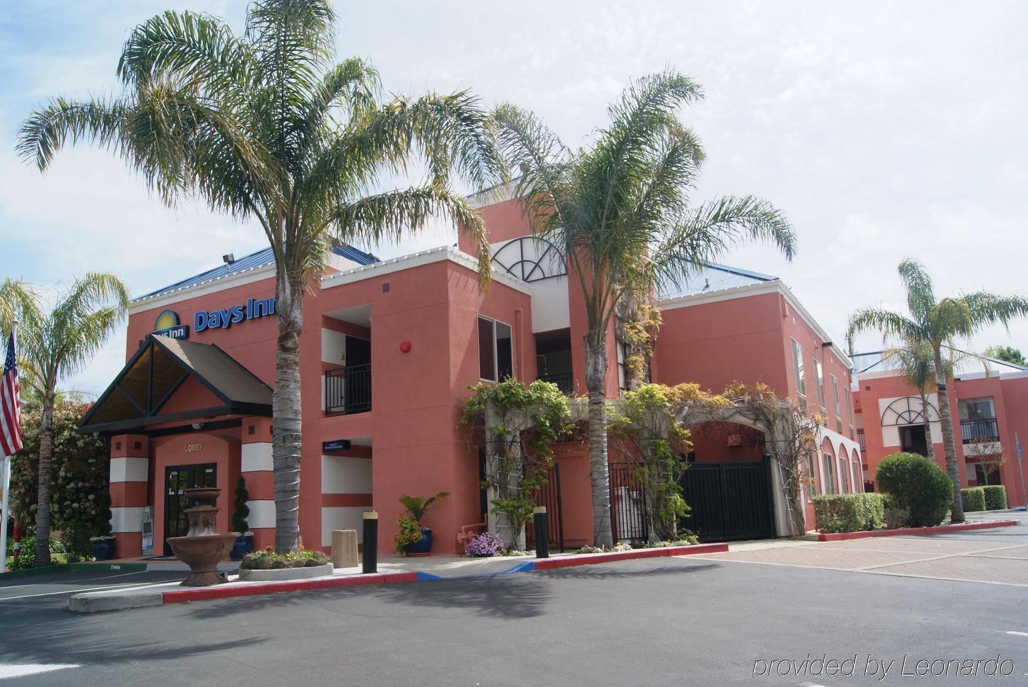 Days Inn By Wyndham Concord Servicios foto